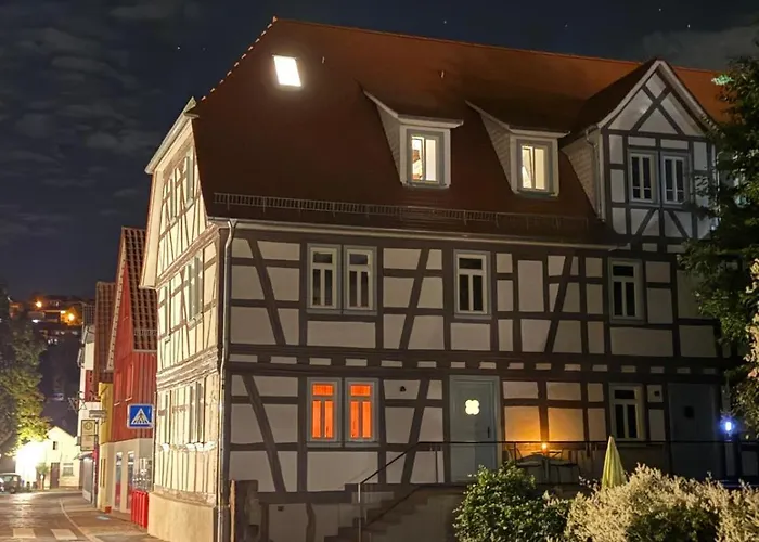 Zur Traube - Gruen Апартаменты Эрбах