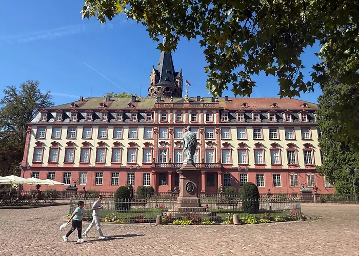 Zur Traube - Gruen Апартаменты *